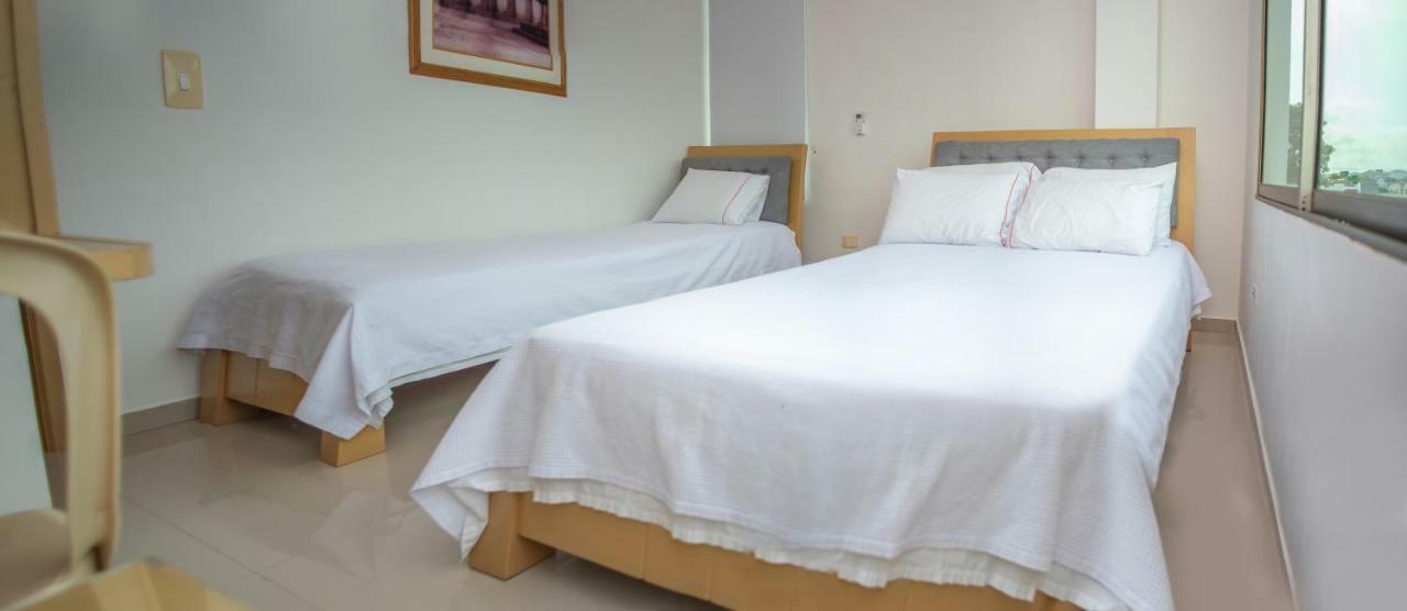 Onoma Hotel Лорика Экстерьер фото