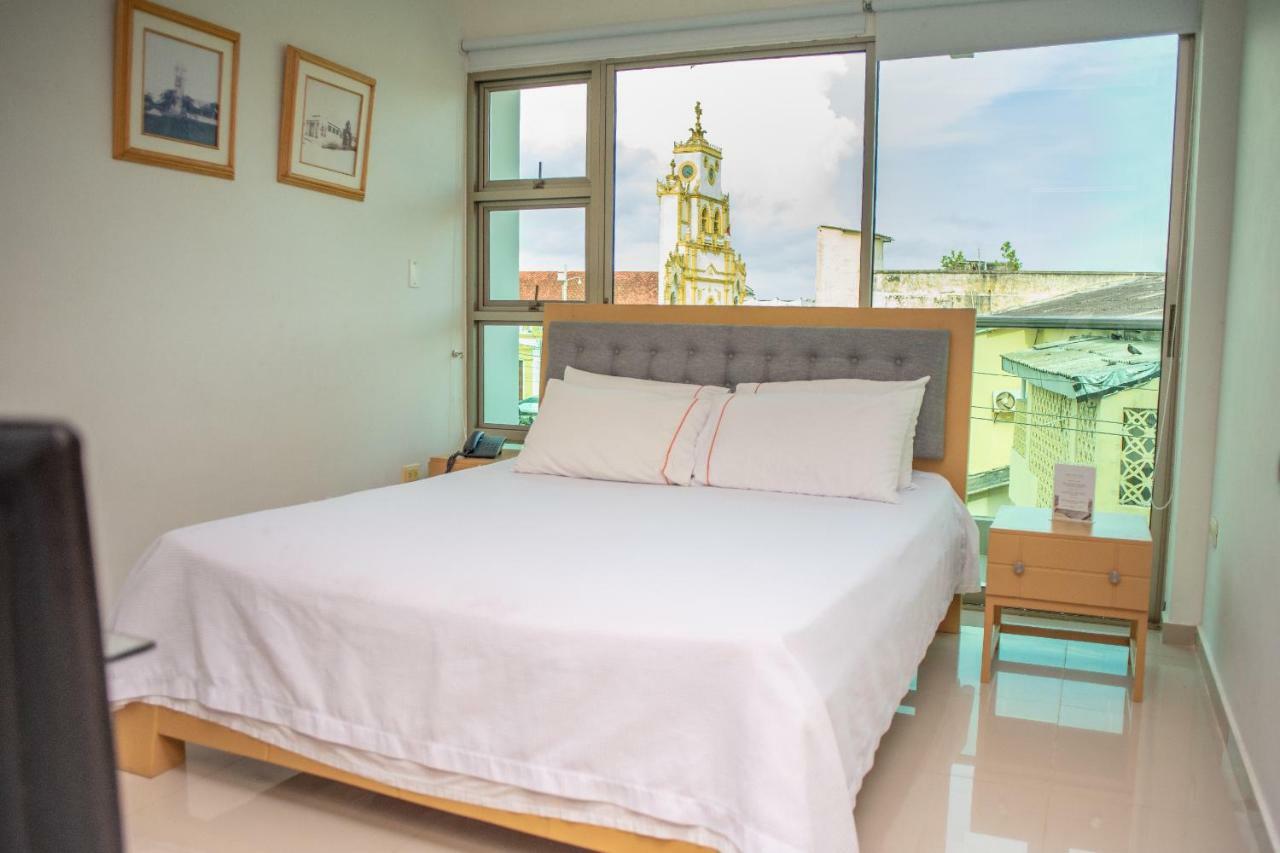 Onoma Hotel Лорика Экстерьер фото